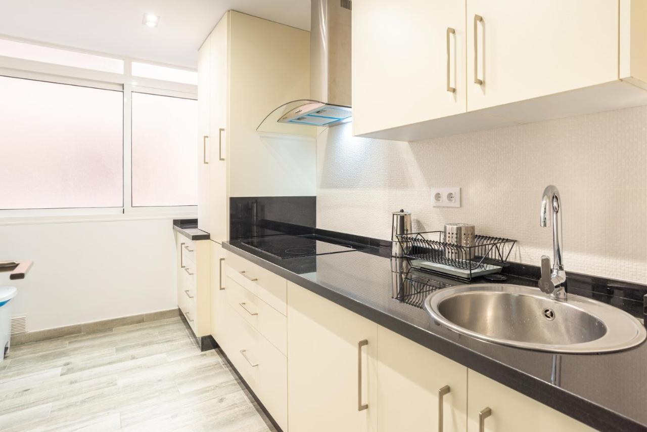 Faro, Bonito Apartamento En La Malagueta Малага Екстериор снимка