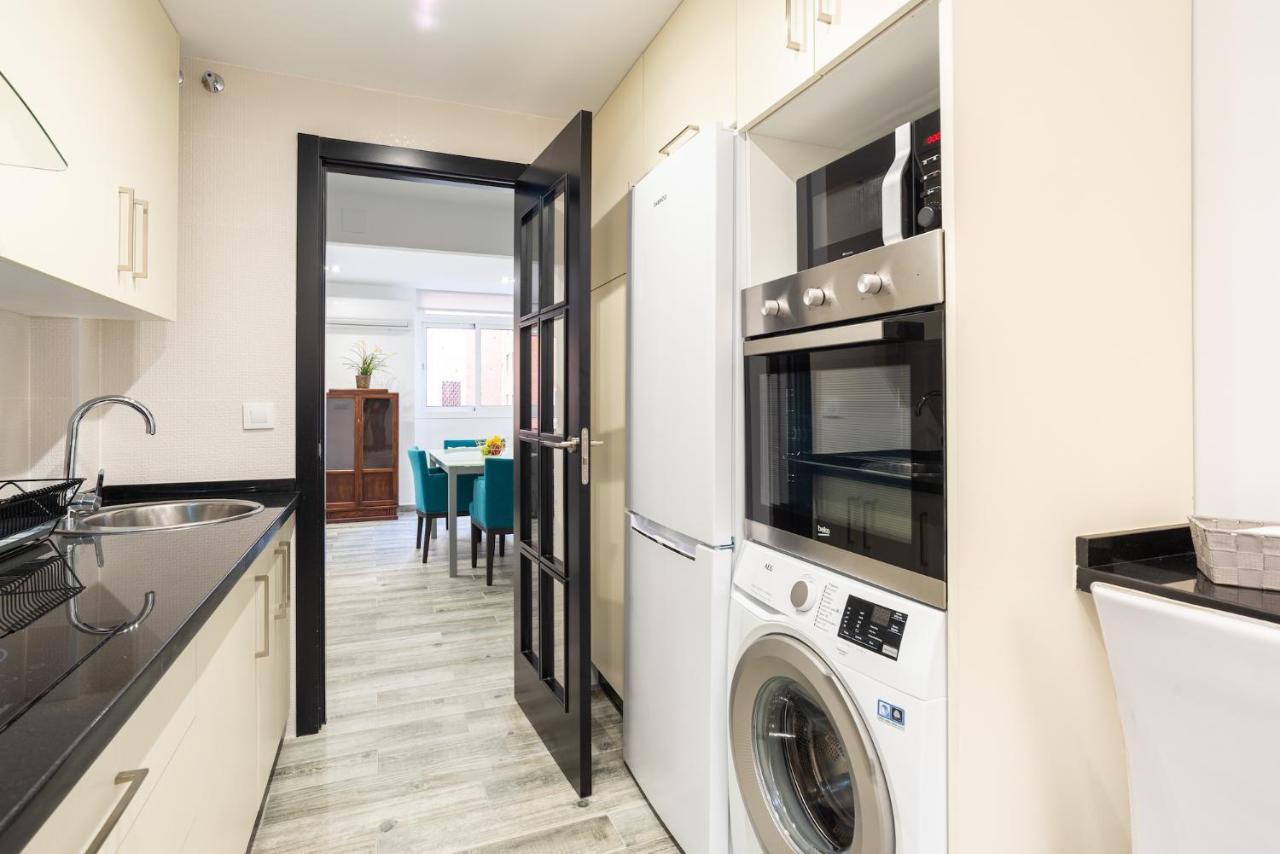 Faro, Bonito Apartamento En La Malagueta Малага Екстериор снимка
